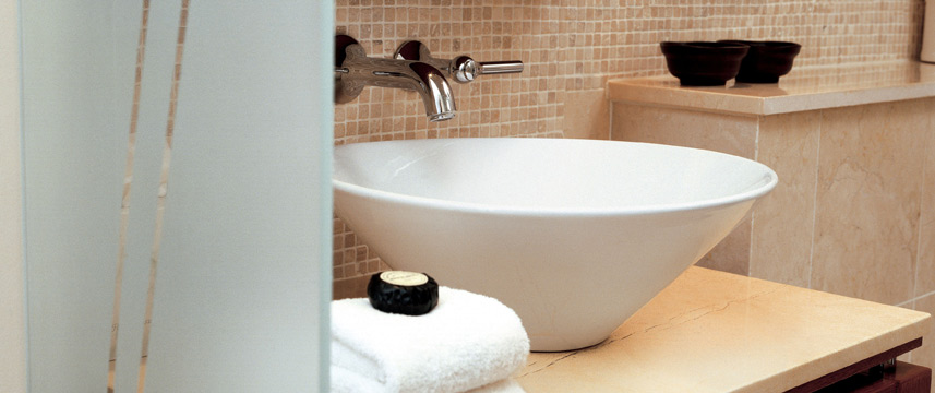 Park Plaza Sherlock Holmes Bathroom Detail Park Plaza Sherlock Holmes Bathroom Detail